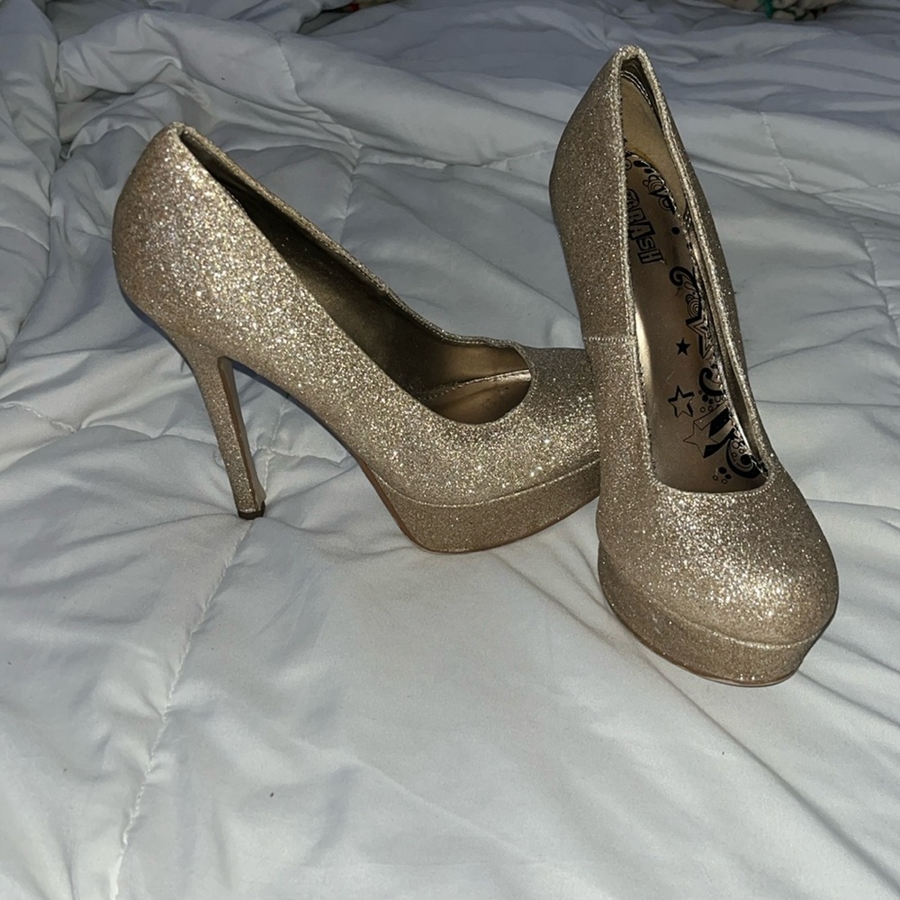 gold platforms